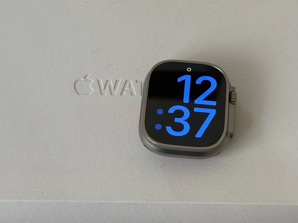애플워치 울트라2 티타늄 49mm 91% S급!! 풀박 판매 - 안심되는 중고거래