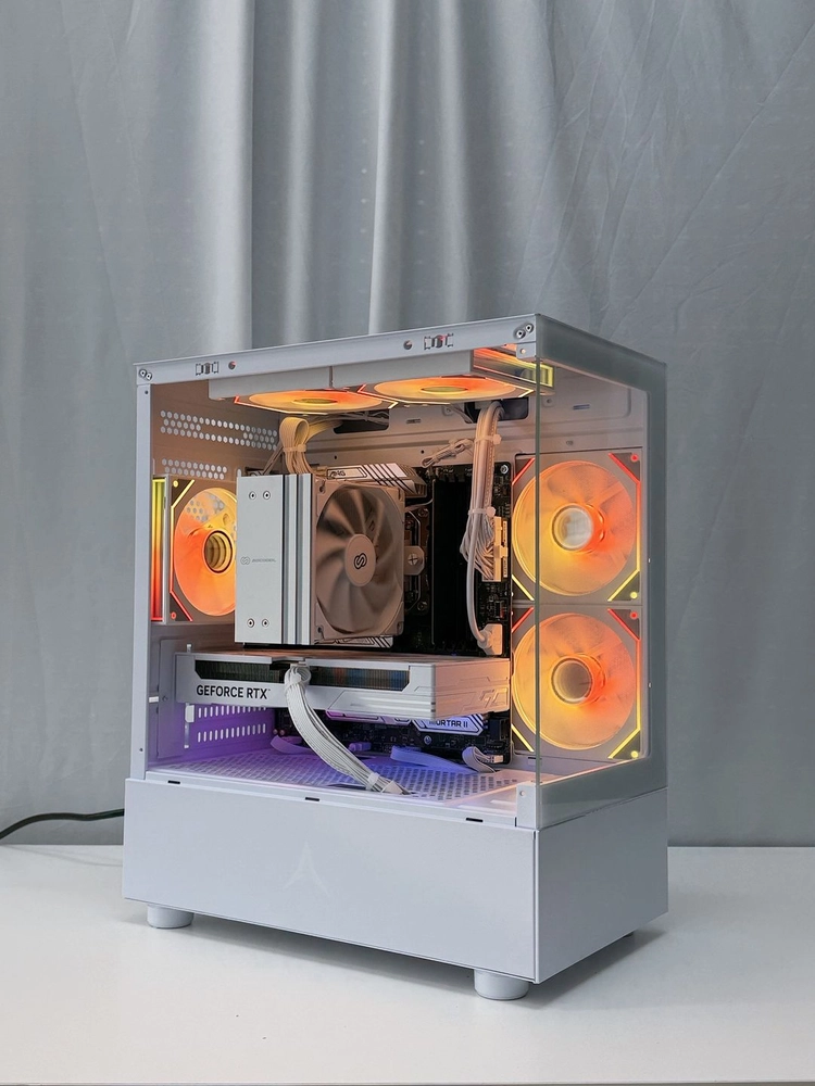 [특가PC]인텔 I5 14400F RTX5060Ti 8G 인기 고사양 게이밍 컴퓨터 데스크탑 이미지