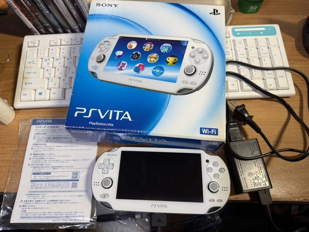 소니 ps vita (플스 비타 1세대) 1000 za02 이미지