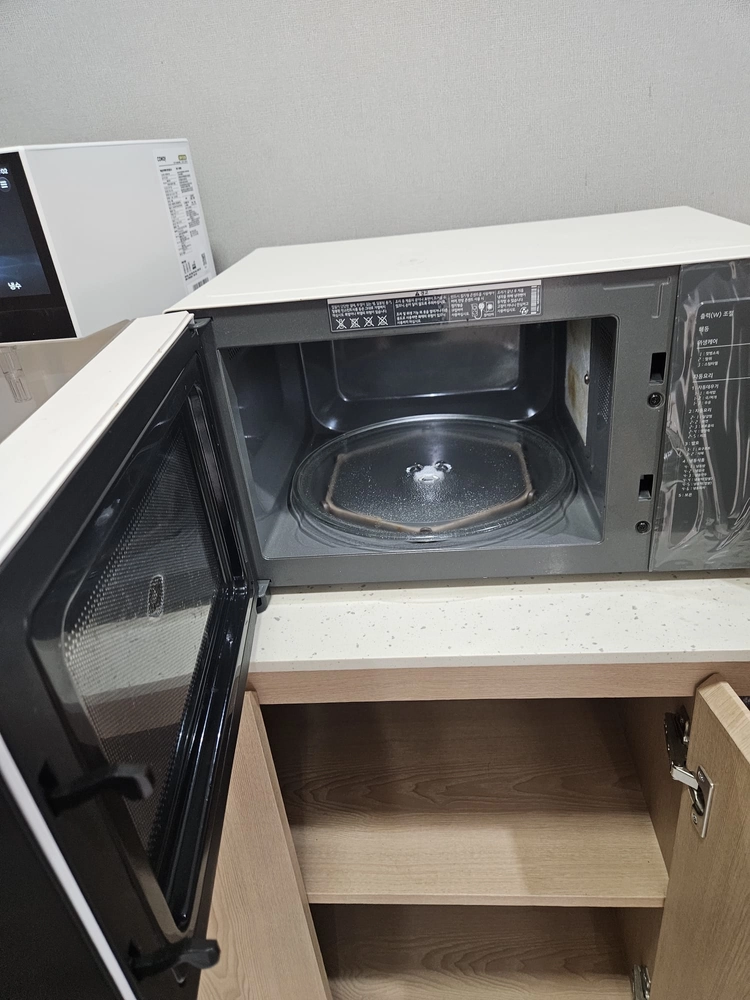 LG 전자레인지 MWJ25E 이미지