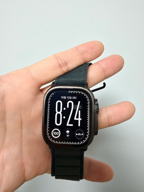 애플워치 울트라2 블랙 49mm 배터리 100% - 안심되는 중고거래