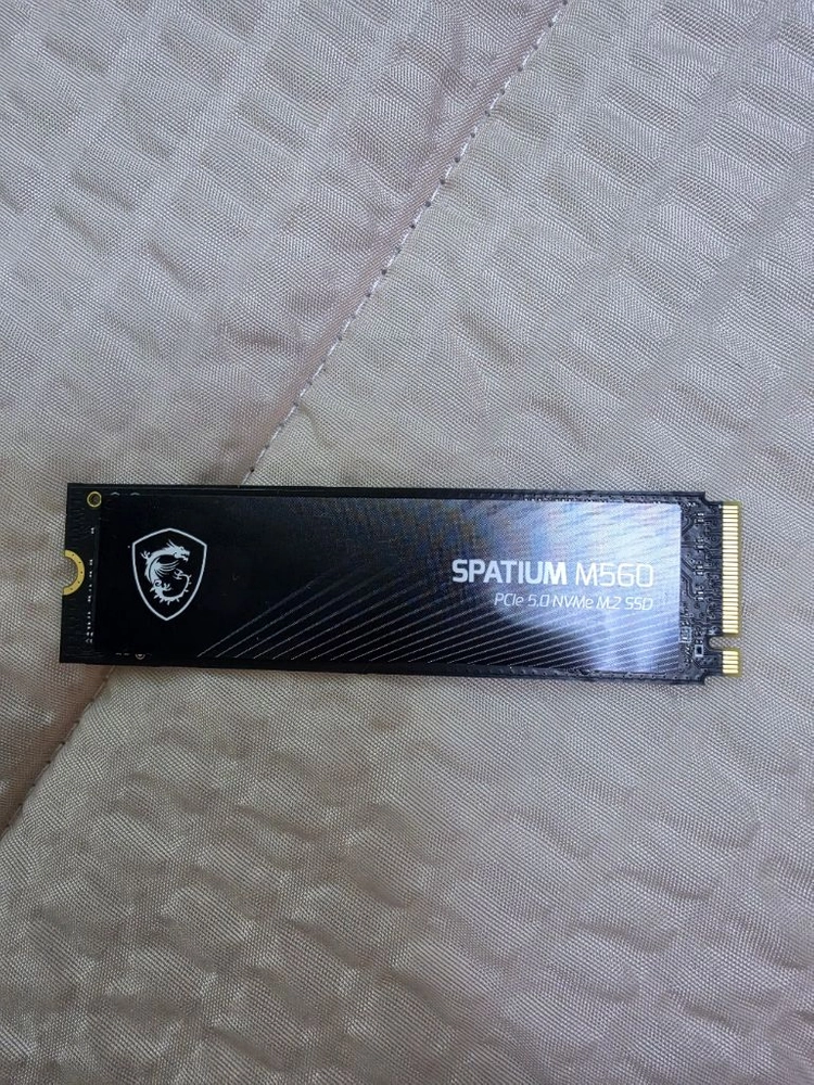 MSI SPATIUM M560 M.2 NVMe 1TB SSD 팝니다 이미지