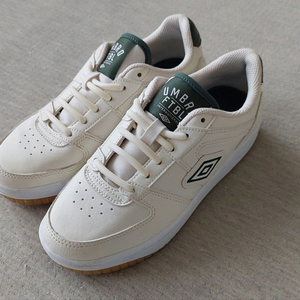 엄브로 운동화 230 UMBRO 이미지