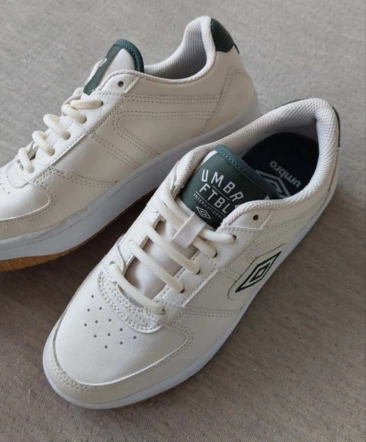 엄브로 운동화 230 UMBRO 이미지