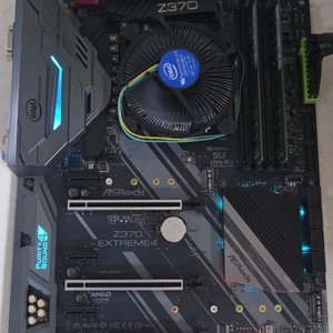 택포)인텔 i7-8700K CPU, ASRock Z370 Extreme4 메인보드 이미지