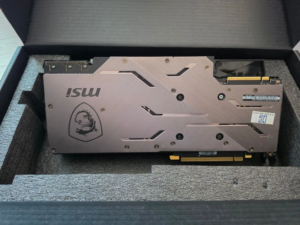 RTX 2080 Ti 게이밍 트리오 D6 11GB 트라이프로져 이미지