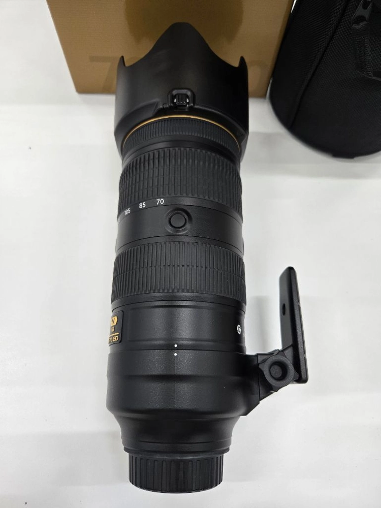 니콘 정품 af-s 70-200mm f2.8 FL VR 상태좋은 박스셋 렌즈 판매합니다 이미지