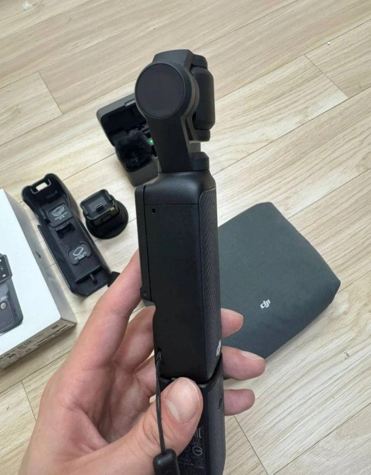 오즈모 포켓3+dji mini마이크풀세트 +배터리핸들(케어기간남음) - 안심되는 중고거래
