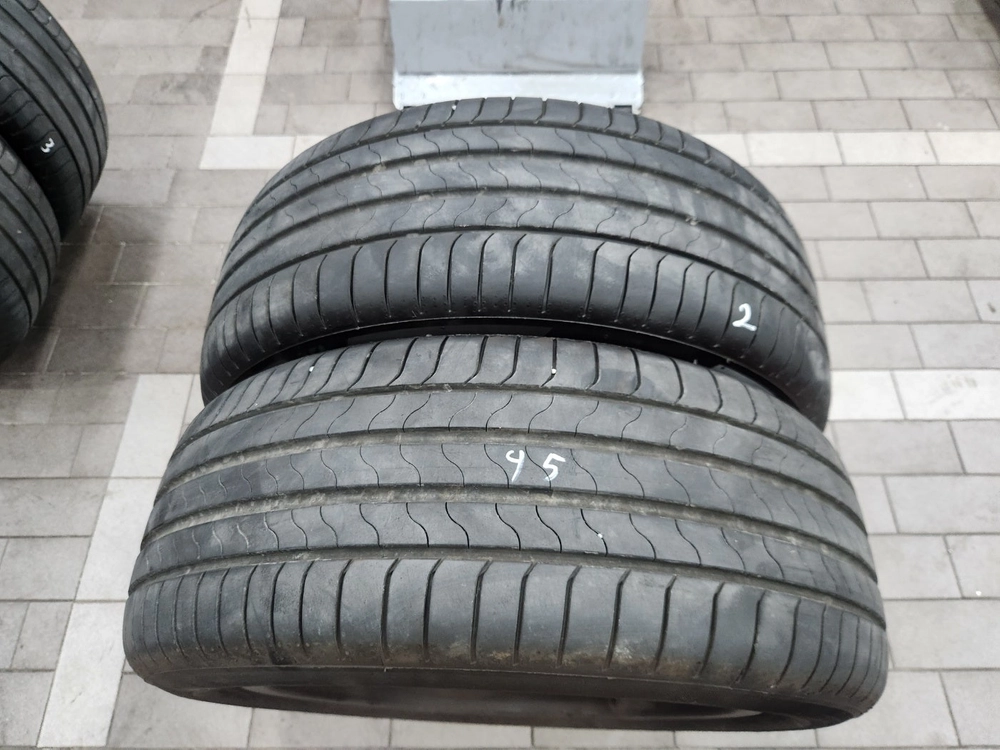 w214 e클래스 18인치 휠타이어 한대분 90만원 이미지