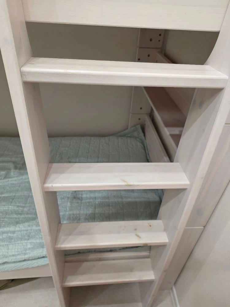 니스툴그로우 2층침대 이미지