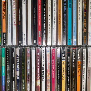 잡다한 연주음악/재즈 CD 700장 일괄().. 이미지