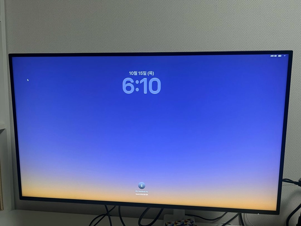 델 울트라샤프 27인치 4K 모니터 U2725QE 판매 이미지