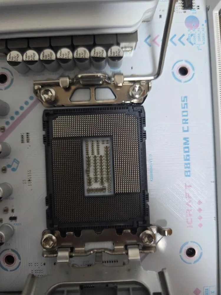 인텔 코어 i5 245k + maxsun b860m cross 이미지