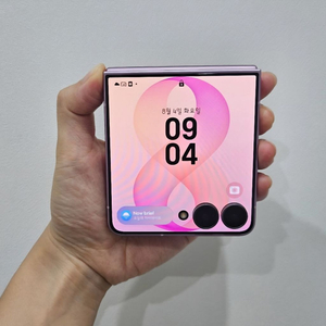 삼성 갤럭시 Z플립8 핑크 색상 512GB s급 새상품급. 이미지