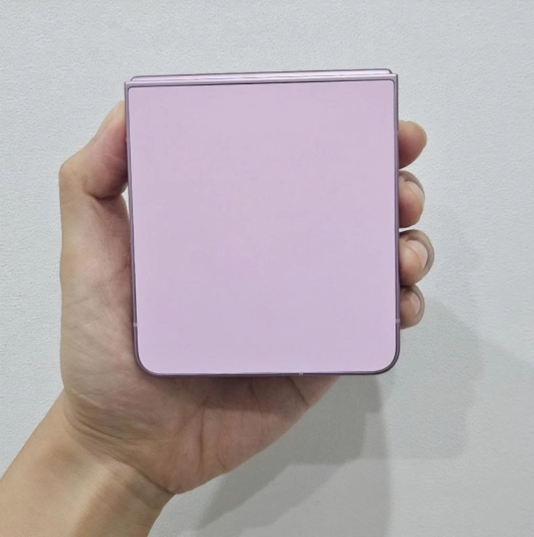 삼성 갤럭시 Z플립8 핑크 색상 512GB s급 새상품급. 이미지