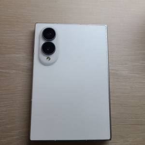자급제 갤럭시 z폴드 8 516GB 거의 새제품 이미지