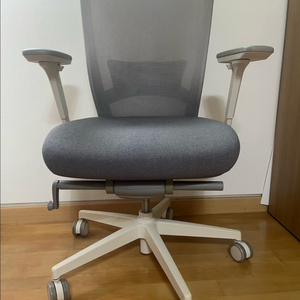시디즈 T50 HLDA 풀옵션 의자 판매합니다 이미지