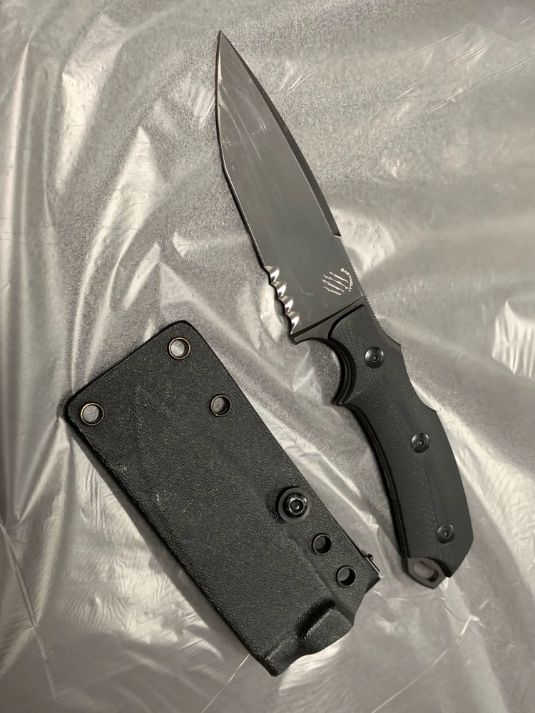 Bastinelli 바스티넬리 R.E.D V2 나이프 이미지