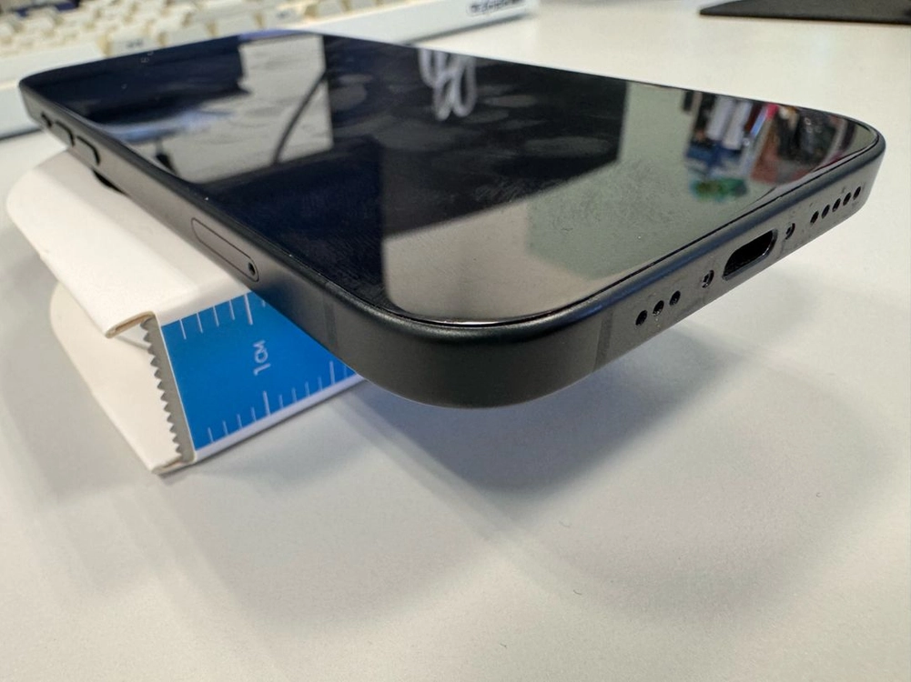 아이폰 15 블랙 128gb 이미지