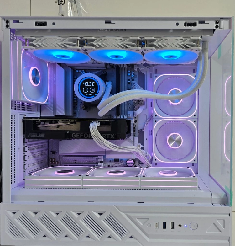(9850X3D RTX5080 미라클 새제품) 32GB, B850, 수랭,1250W GOLD, 방송게이밍컴퓨터본체 이미지