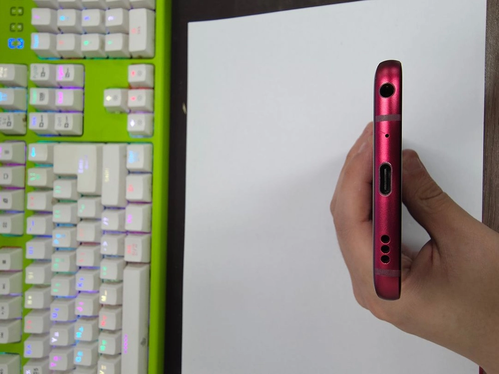 lg q9 A급 판매합니다. 이미지