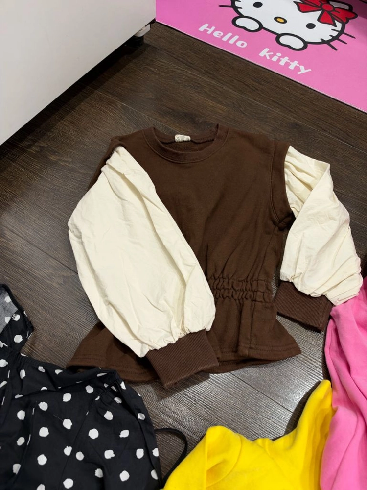 새상품] 뽀앤츄 옷 !! 120 XL 사이즈 목폴라 블라우스 등 5벌 이미지