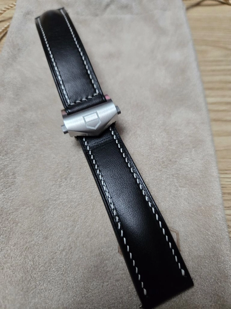 태그호이어 아쿠아레이서 300 ( 41mm) 러그20mm호환 가죽시계줄 이미지