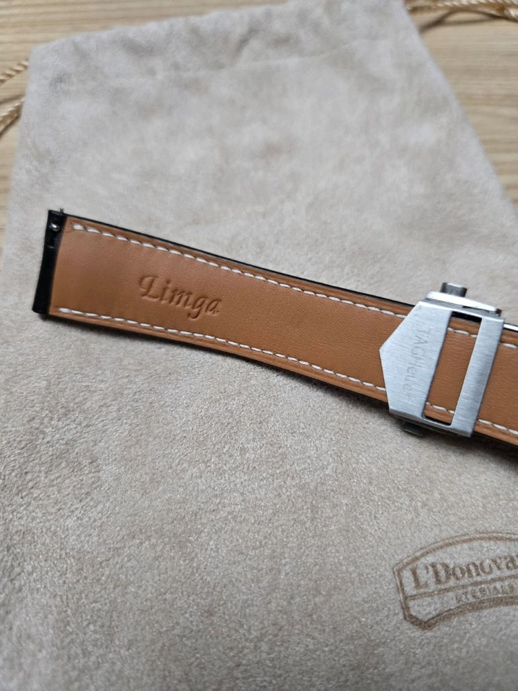 태그호이어 아쿠아레이서 300 ( 41mm) 러그20mm호환 가죽시계줄 이미지
