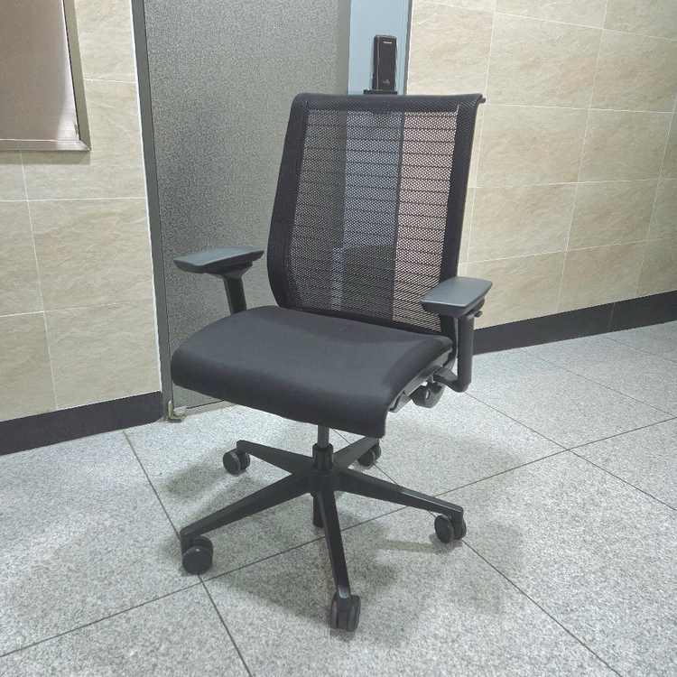 스틸케이스 씽크 의자 steelcae think chair 시디즈보다 좋음 이미지