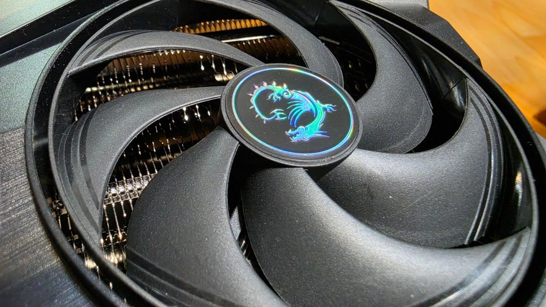 라이젠7 7800x3d rtx5070 컴퓨터 본체 이미지