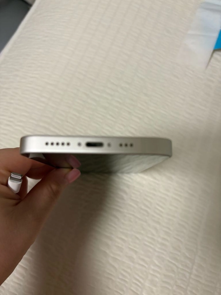 아이폰 14 화이트 128GB 이미지