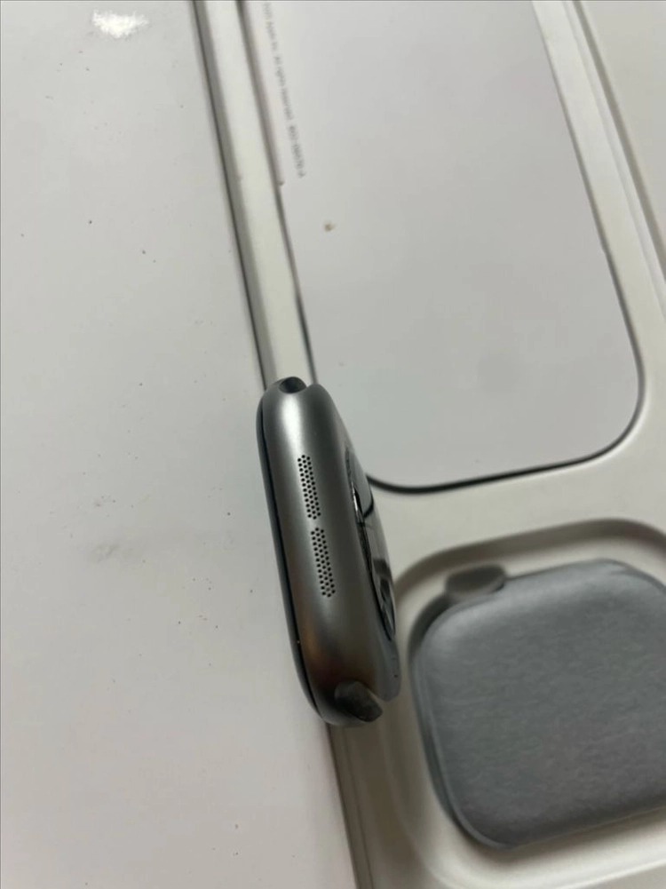 애플워치11 42mm 스페이스그레이 SSS급 이미지