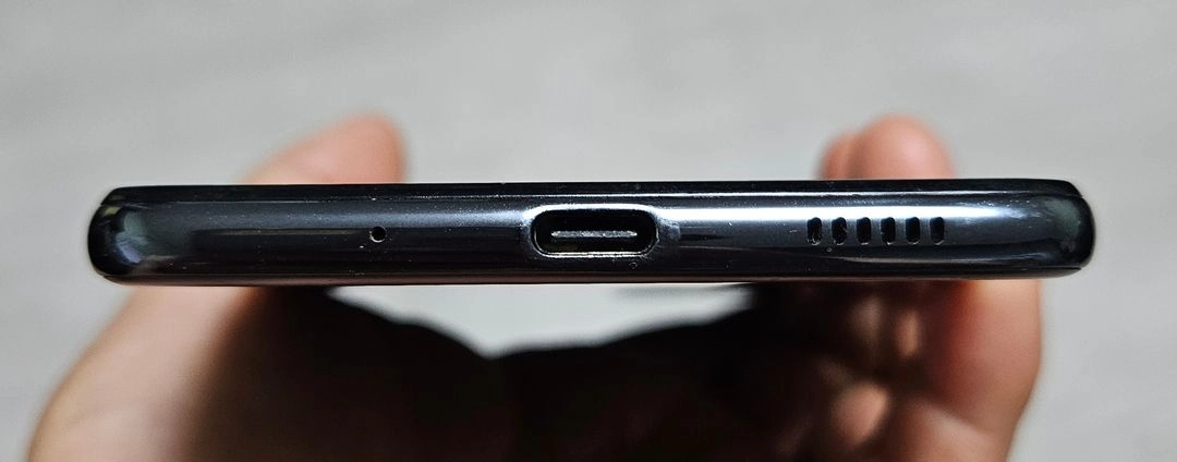 갤럭시 퀀텀3 블랙 128GB 싸게 팝니다. 이미지