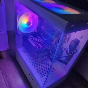 i5 14400f. rtx4060 rtx5060 본체 이미지