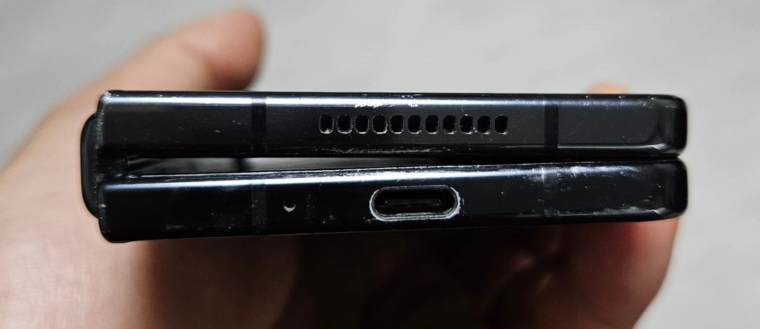 갤럭시 Z폴드4 블랙 256GB 부품용 싸게 팝니다. 이미지
