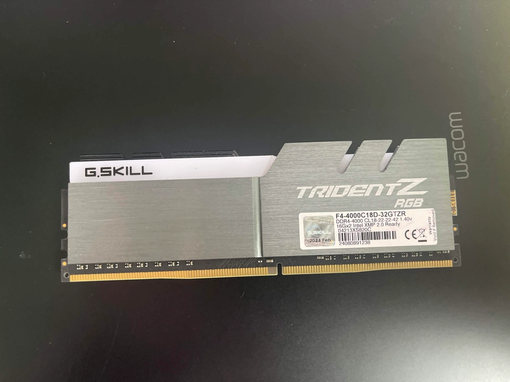 G.SKILL 지스킬 TRIDENT Z RGB 32GB 램 (16gb x 2 )DDR4-4000mhz - 안심되는 중고거래