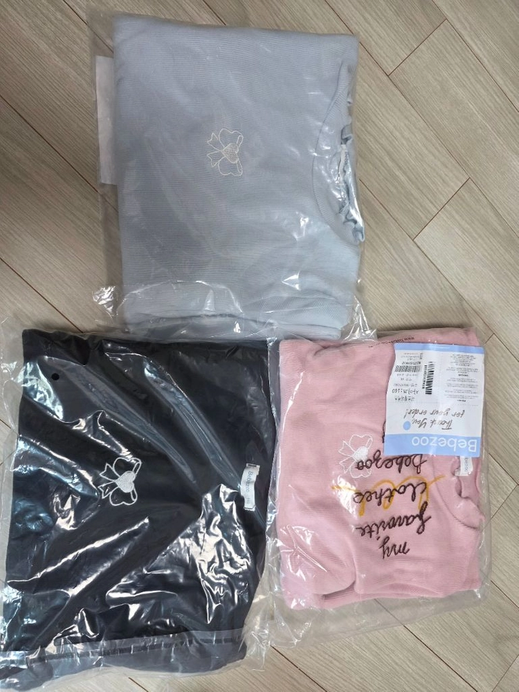 140사이즈 아동 옷 4세트 일괄 이미지