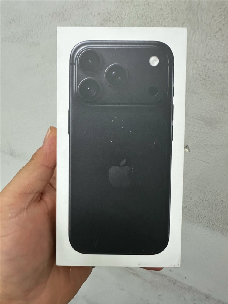 아이폰18프로 256GB 블랙 미개봉 새상품!이체시175만 - 안심되는 중고거래