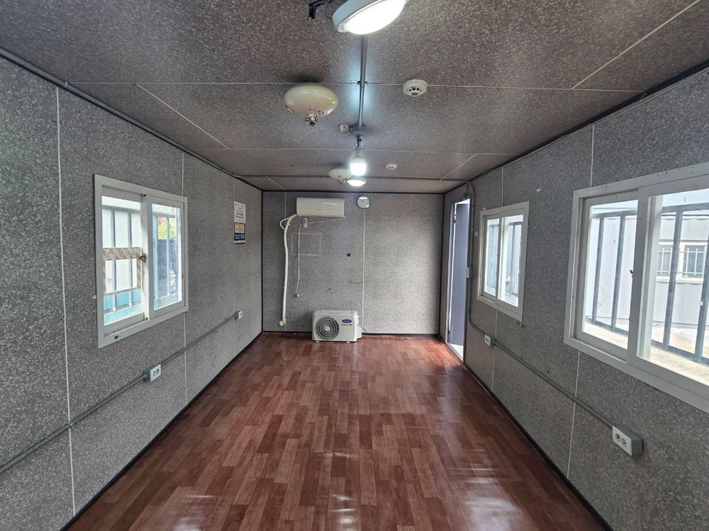 3x6. 강관돌출안전전기 컨테이너 010~2856~2903 이미지