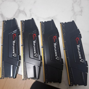 지스킬 ripjaws V ddr4 3200 32gb (16gb x 2개) 이미지