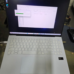 신품급 풀박스 LG 그램16 노트북 울트라5 125H 16램 SSD 256GB 이미지