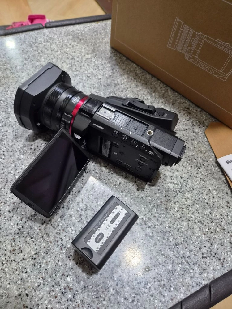 hc x1600 파나소닉 캠코더 - 안심되는 중고거래
