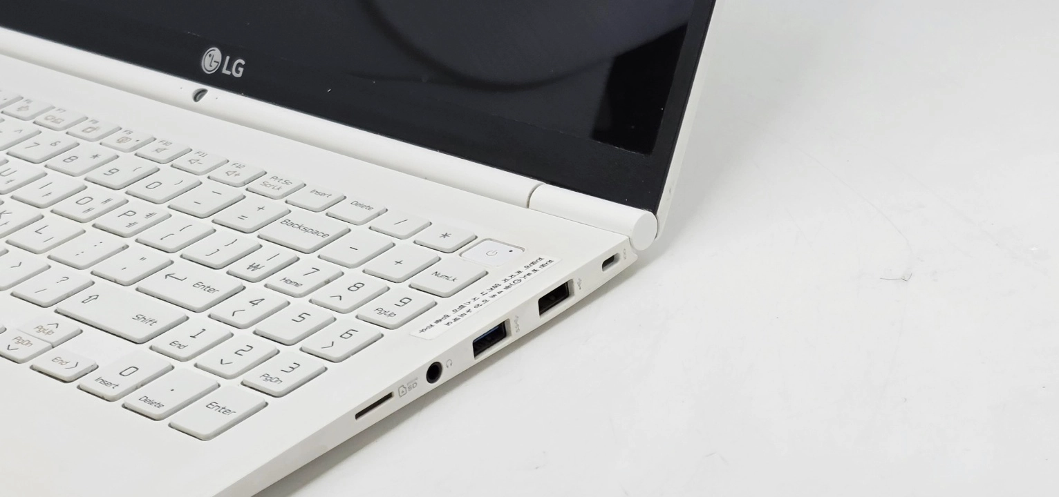 LG 올데이 그램15 15Z975-GA50K i5 8세대 RAM 8GB SSD 512GB 15.6인치 초경량 노트북 이미지