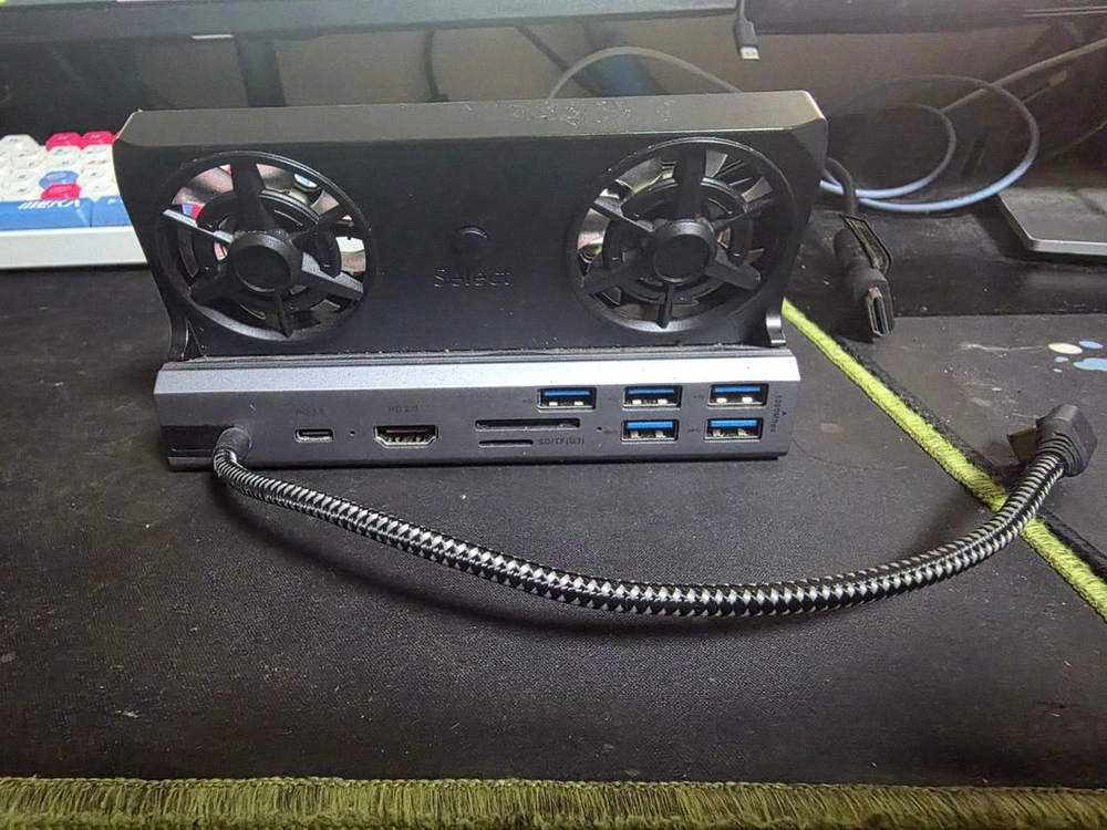 UMPC 도킹 스테이션 이미지