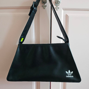 adidas 아디다스 X 크세니아슈나이더 블랙 숄더백 이미지