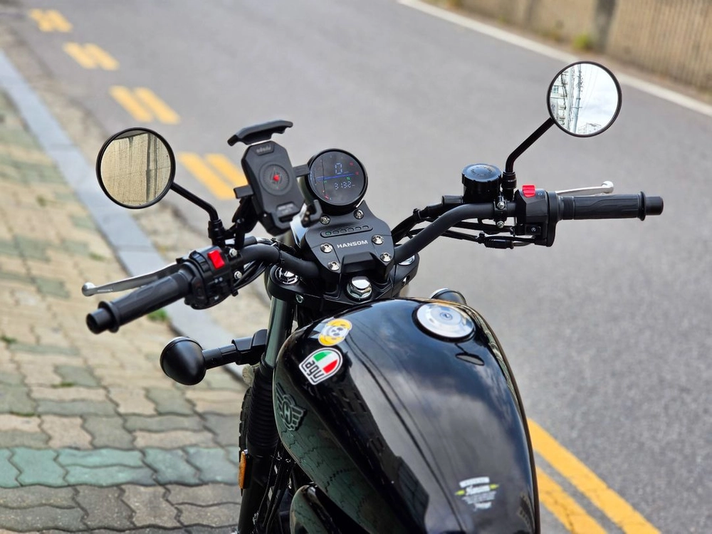 베네트125r 한솜 2026년식 3132km 오토바이 판매합니다 이미지