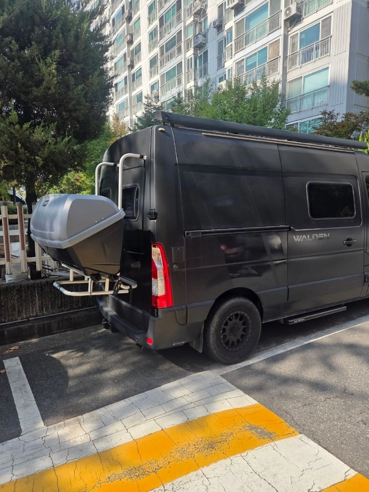 캠핑용 트럭탑박스 이미지