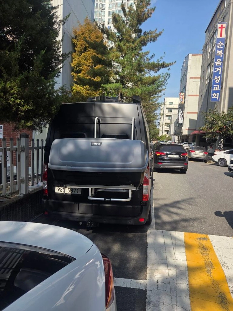 캠핑용 트럭탑박스 이미지