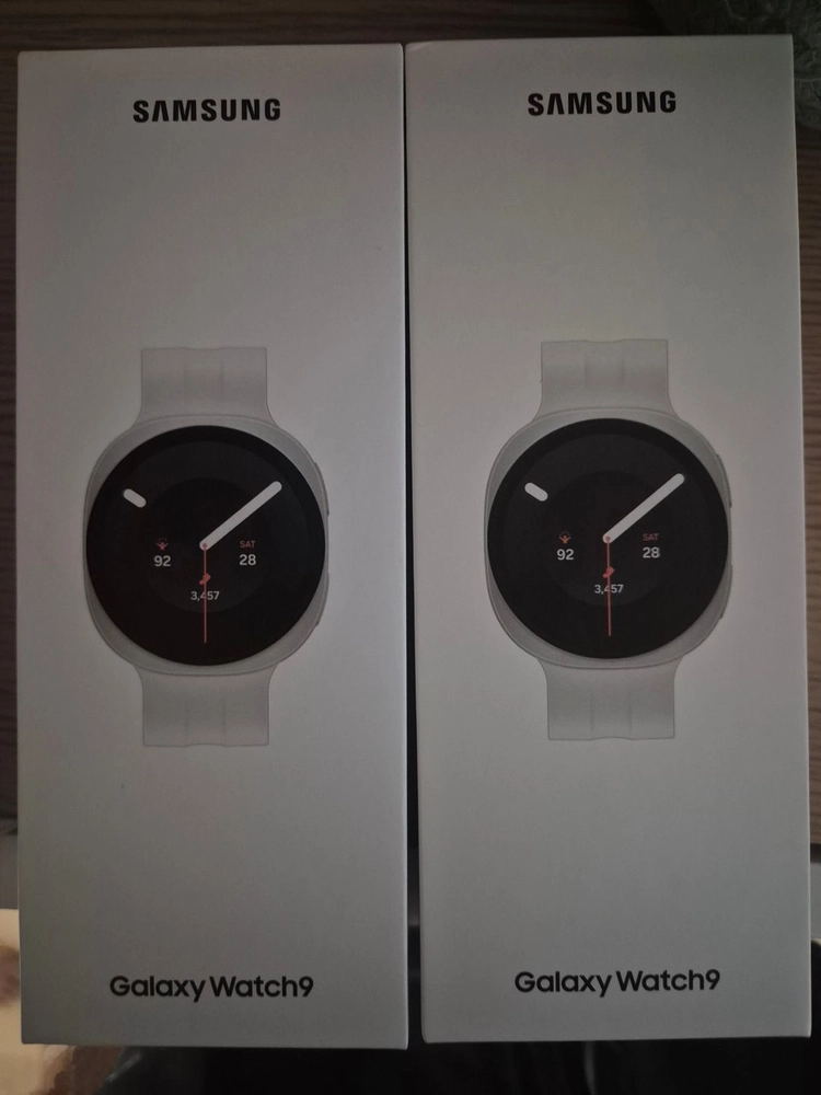 갤럭시 워치9 40mm 크림 미개봉 새상품 이미지