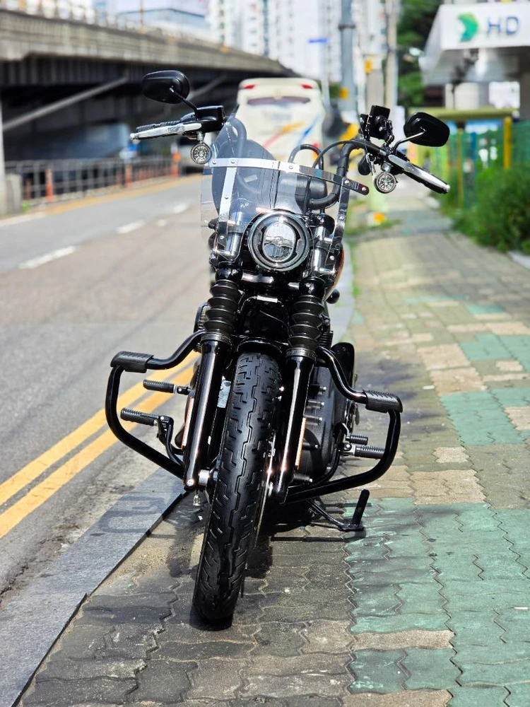 스트리트밥114 할리데이비슨 2023년식 1488KM 오토바이 판매합니다 이미지